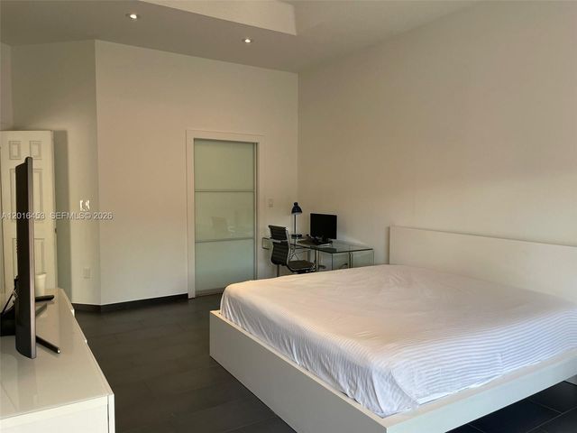 10933 NW 73 TE, Doral, FL 33178