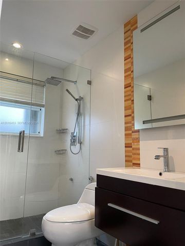 10933 NW 73 TE, Doral, FL 33178