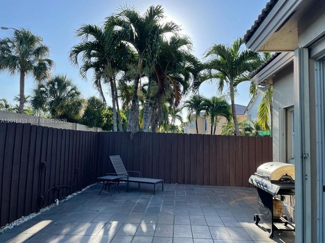 10933 NW 73 TE, Doral, FL 33178