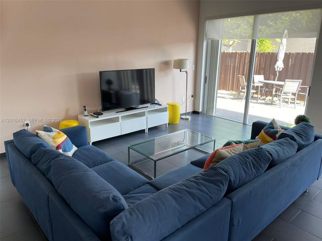 10933 NW 73 TE, Doral, FL 33178