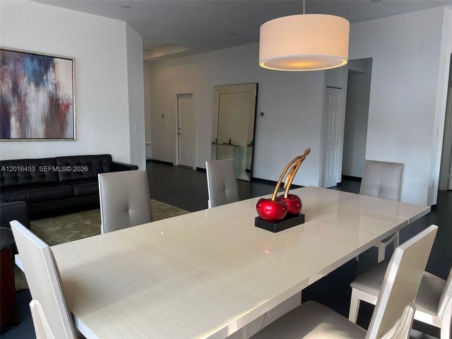 10933 NW 73 TE, Doral, FL 33178