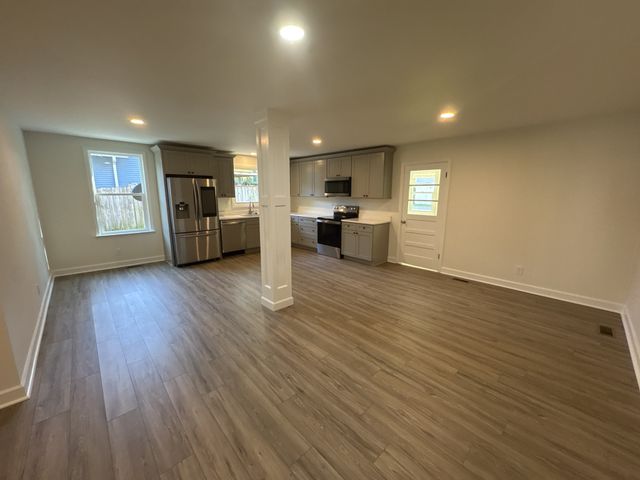 114 N Hatton Ave, Lebanon, TN 37087