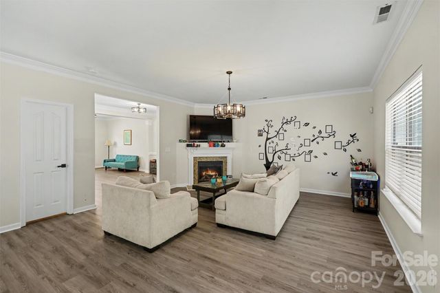 6908 Centerline Drive, Charlotte, NC 28278