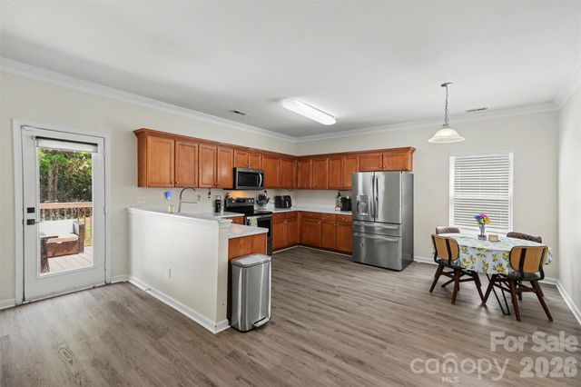 6908 Centerline Drive, Charlotte, NC 28278