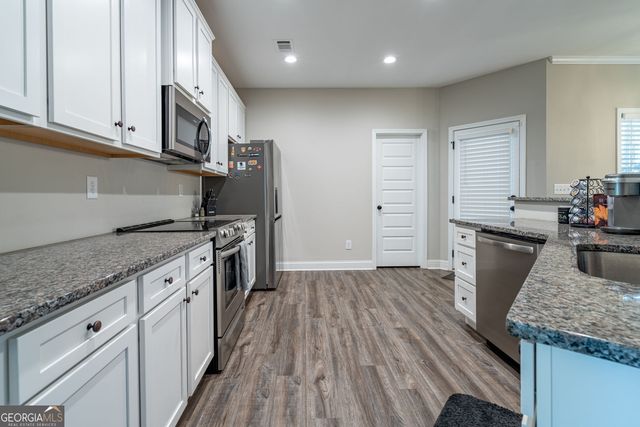 81 Roundtree Court, Dallas, GA 30132