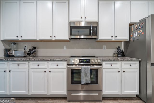 81 Roundtree Court, Dallas, GA 30132