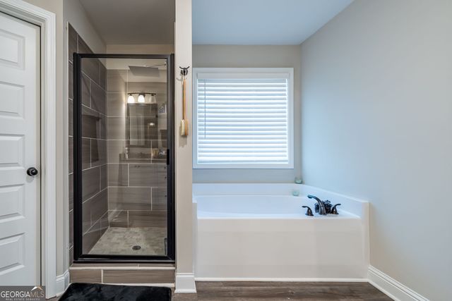 81 Roundtree Court, Dallas, GA 30132