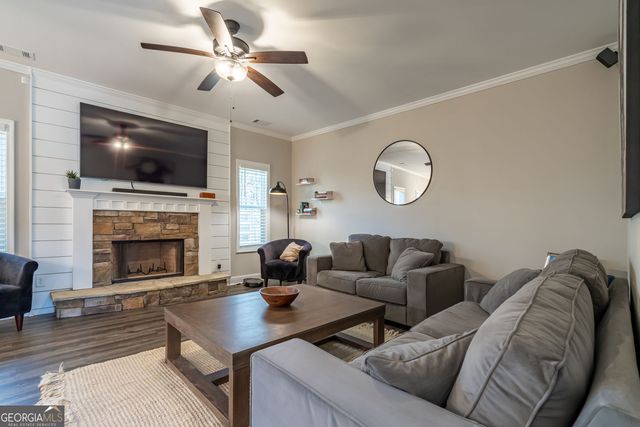 81 Roundtree Court, Dallas, GA 30132