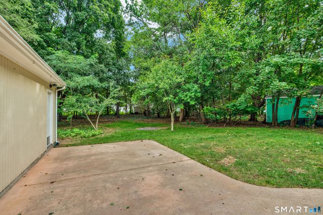 21 Monroe Street, North Haven, CT 06473