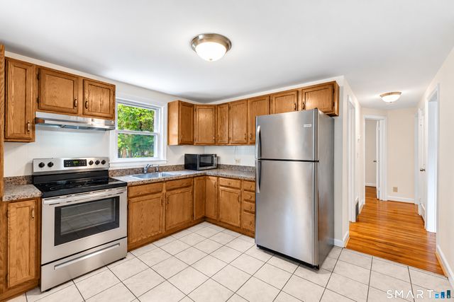 21 Monroe Street, North Haven, CT 06473