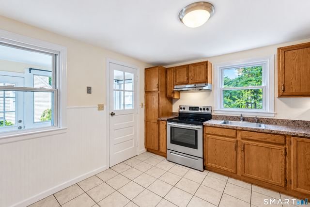 21 Monroe Street, North Haven, CT 06473