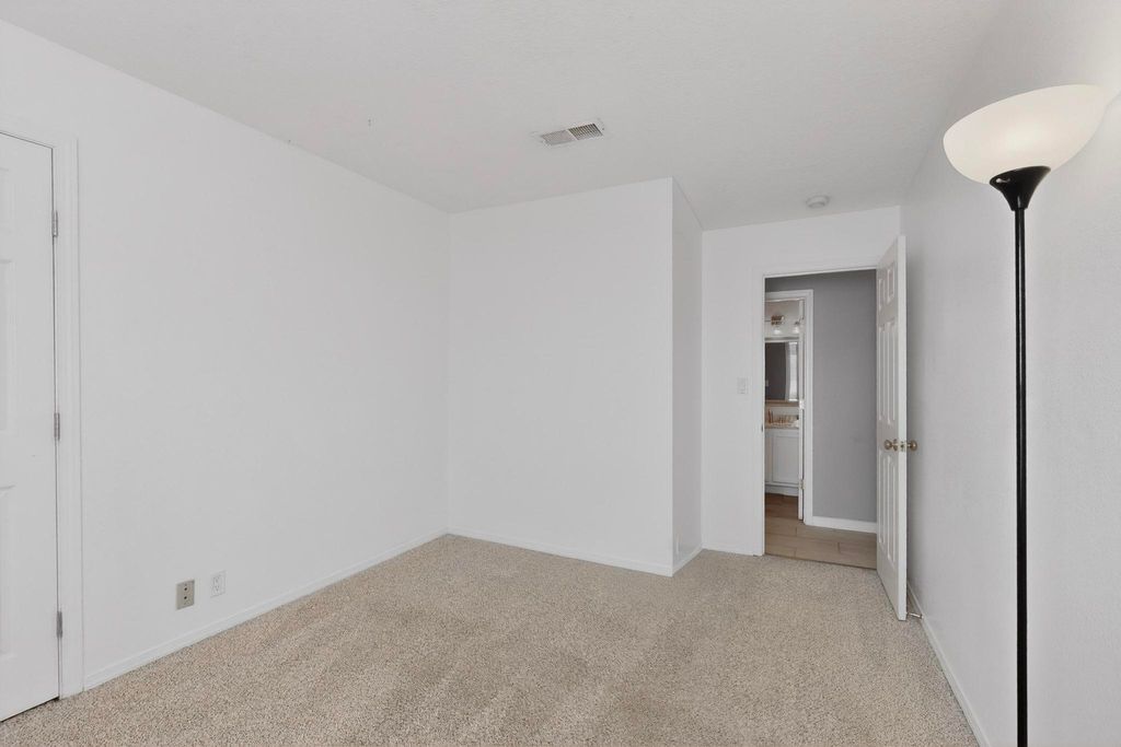 Image 28 of property listing at 1328 Blossom Wood Place NW, Albuquerque, NM 87120