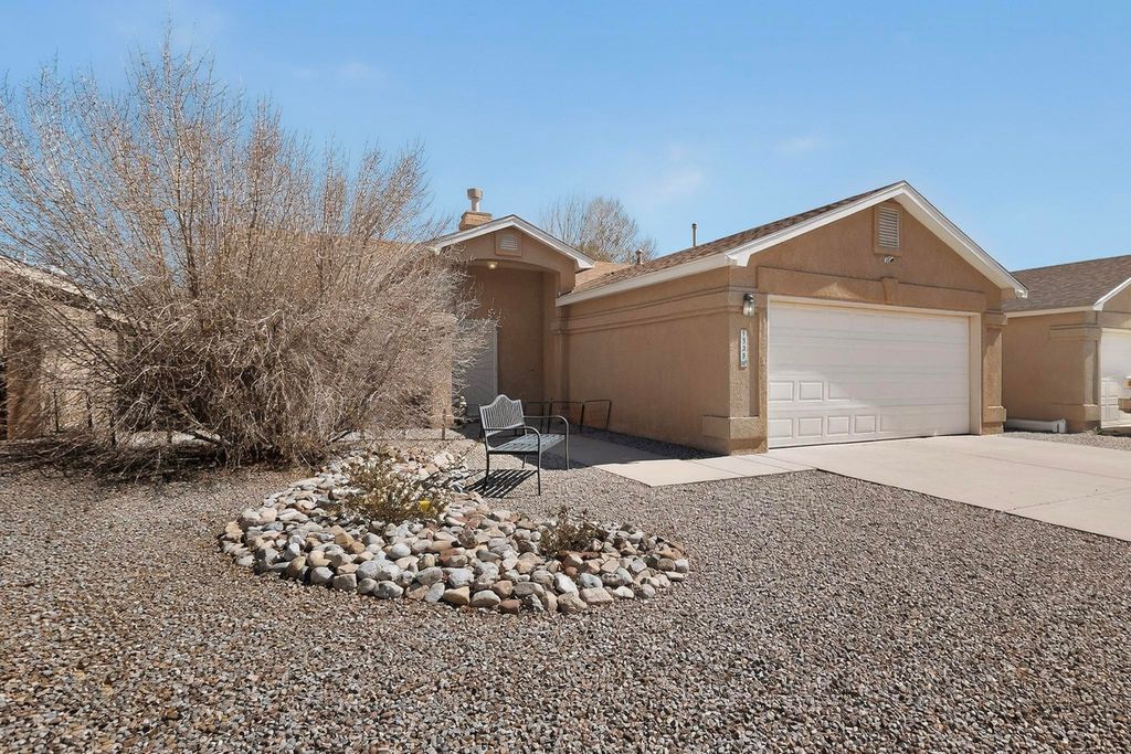 Image 3 of property listing at 1328 Blossom Wood Place NW, Albuquerque, NM 87120