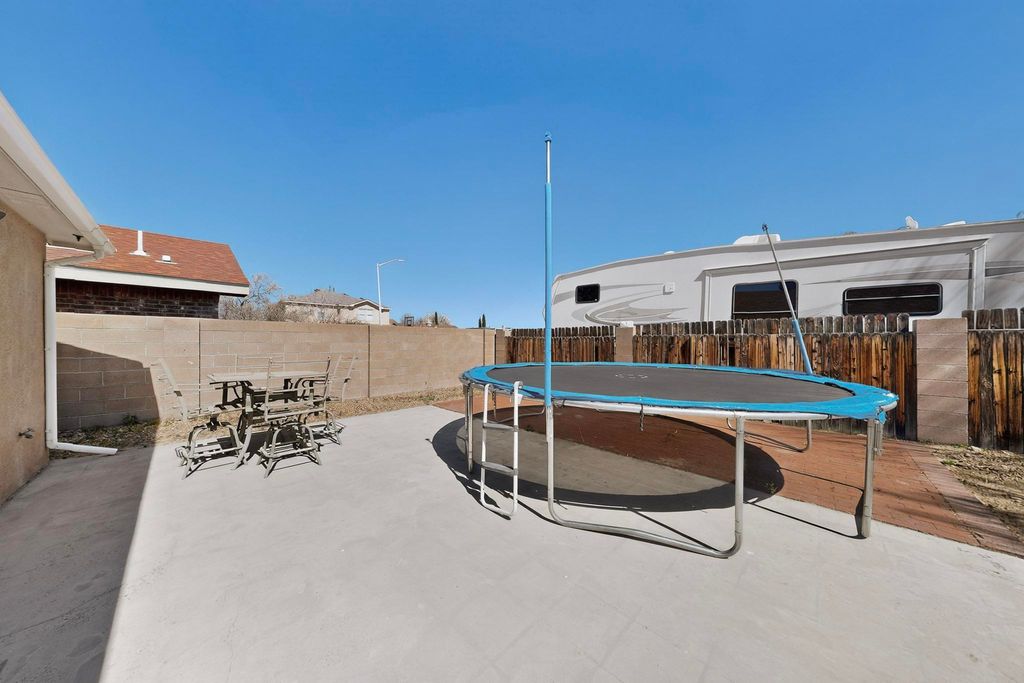 Image 34 of property listing at 1328 Blossom Wood Place NW, Albuquerque, NM 87120