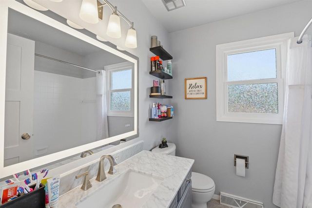 1035 MEADOW LANE, Fond Du Lac, WI 54935