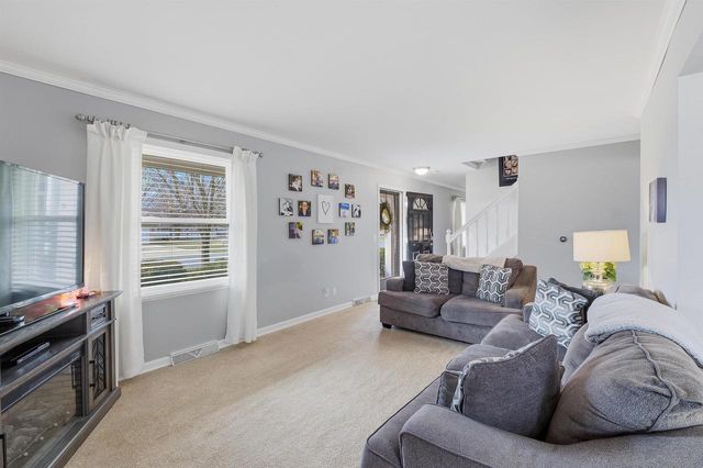 1035 MEADOW LANE, Fond Du Lac, WI 54935