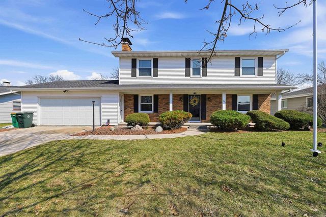 1035 MEADOW LANE, Fond Du Lac, WI 54935