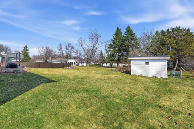 1035 MEADOW LANE, Fond Du Lac, WI 54935