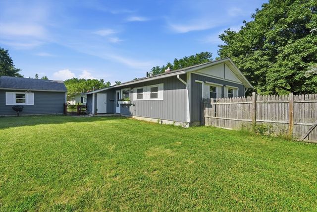 28 Westwood Terrace, Northampton, MA 01062