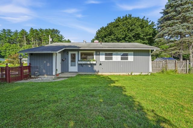 28 Westwood Terrace, Northampton, MA 01062
