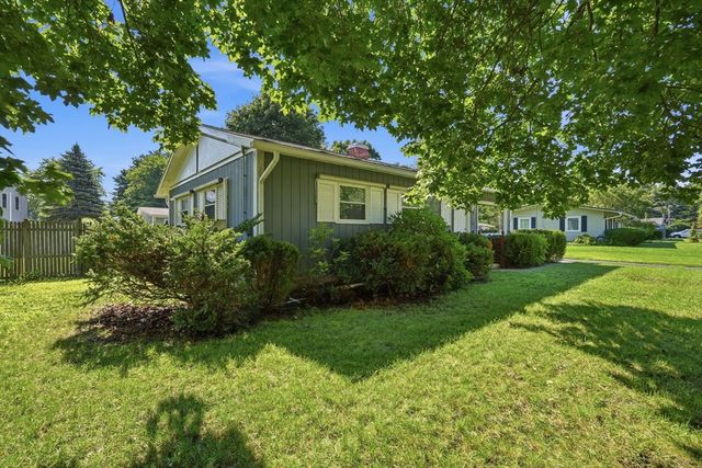 28 Westwood Terrace, Northampton, MA 01062