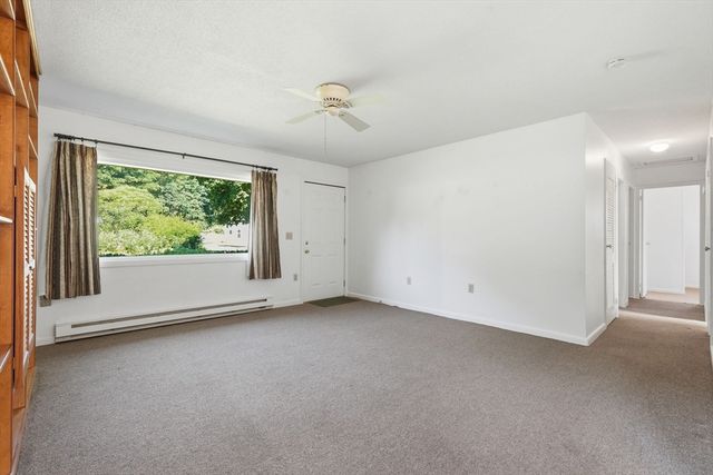 28 Westwood Terrace, Northampton, MA 01062