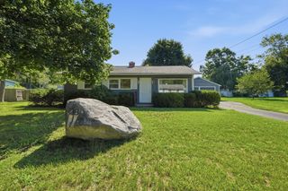 28 Westwood Terrace, Northampton, MA 01062