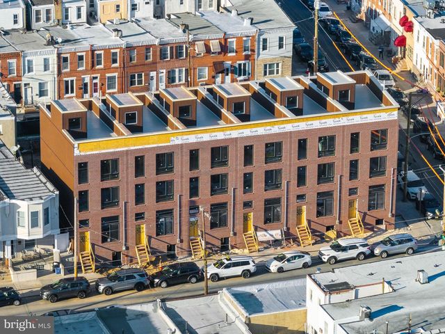 302 WINTON ST, Philadelphia, PA 19148