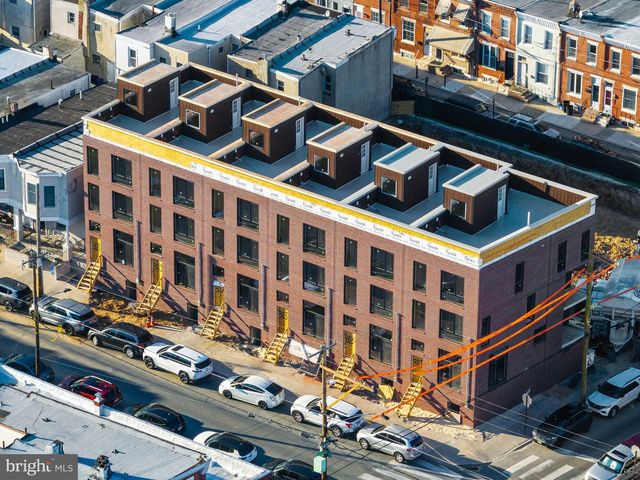 302 WINTON ST, Philadelphia, PA 19148