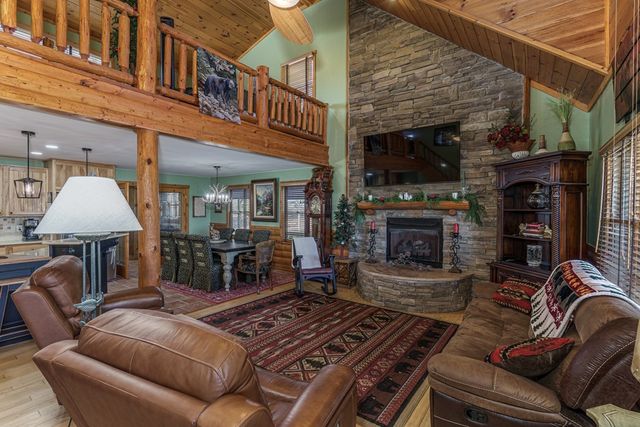 126 River Top View, Murphy, NC 28906