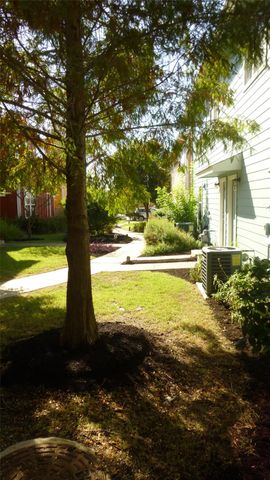 1601 Miriam Ave 313, Austin, TX 78702