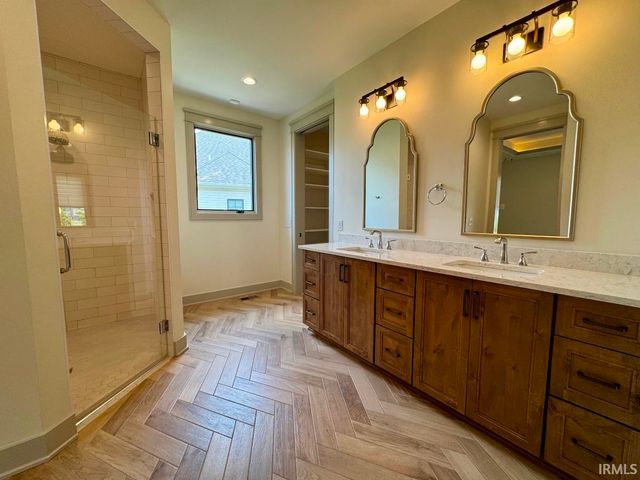 16570 Chilton Cove, Huntertown, IN 46748