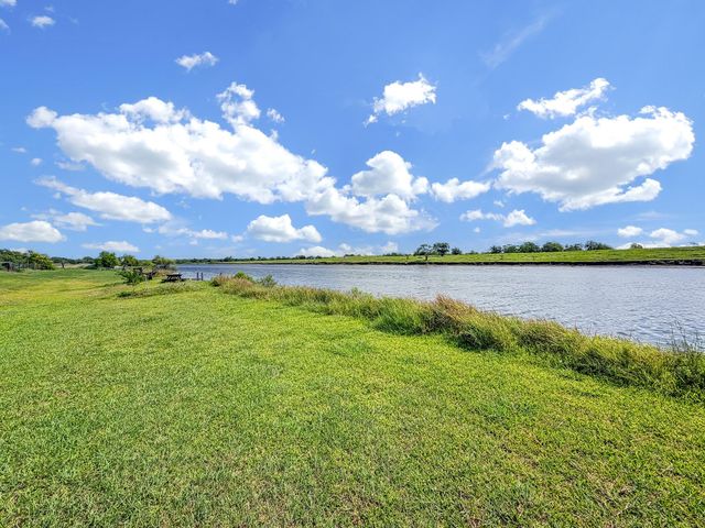 0 S Redfish Drive, Hitchcock, TX 77563