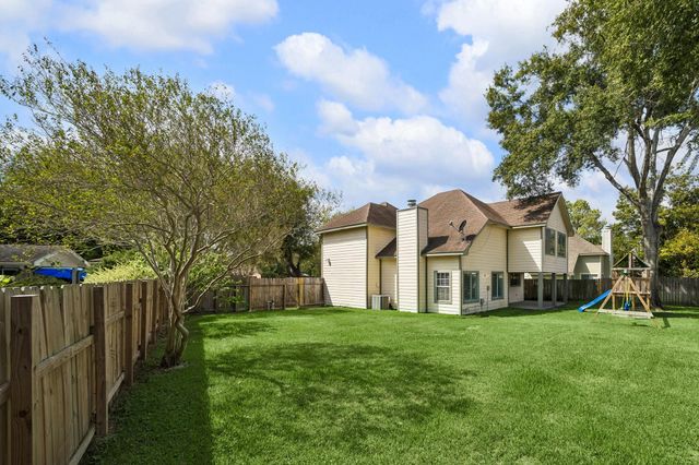 6415 Via Espana Drive, Houston, TX 77083
