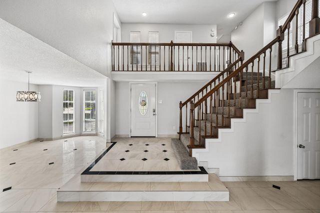 6415 Via Espana Drive, Houston, TX 77083