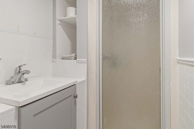 12 Winding Way, West Orange Twp., NJ 07052