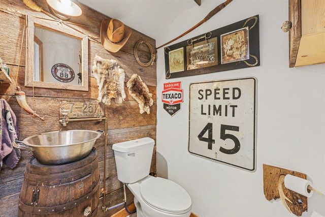 219 S Portage Road, Jackson, MI 49201