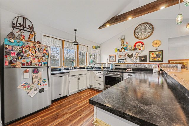 219 S Portage Road, Jackson, MI 49201