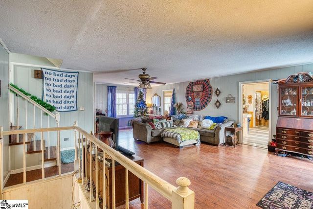 135 Garrett Road, Cowpens, SC 29330