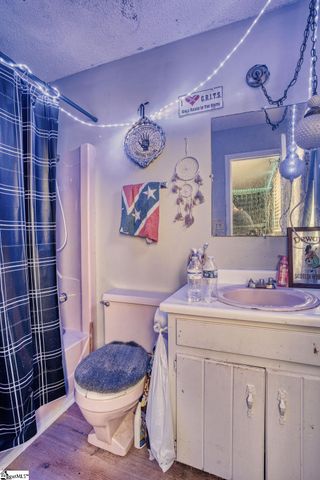 135 Garrett Road, Cowpens, SC 29330