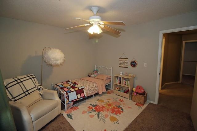 3906 N Rushwood Ct, Wichita, KS 67226