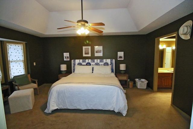 3906 N Rushwood Ct, Wichita, KS 67226