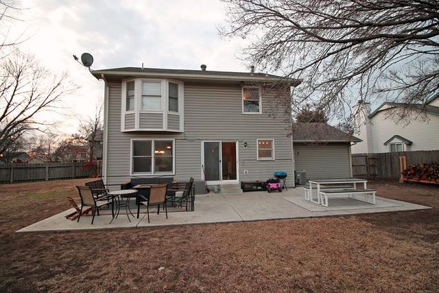 3906 N Rushwood Ct, Wichita, KS 67226