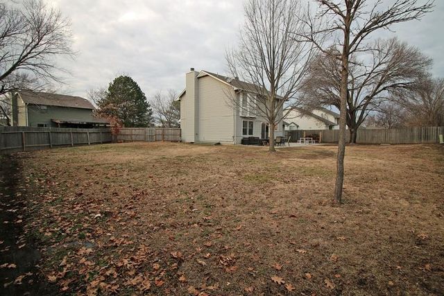 3906 N Rushwood Ct, Wichita, KS 67226