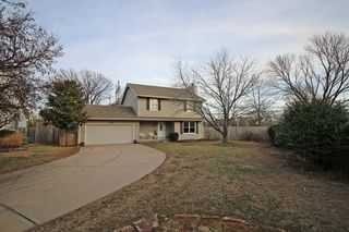3906 N Rushwood Ct, Wichita, KS 67226