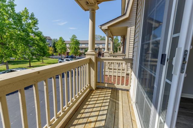 3057 Barclay Way, Ann Arbor, MI 48105