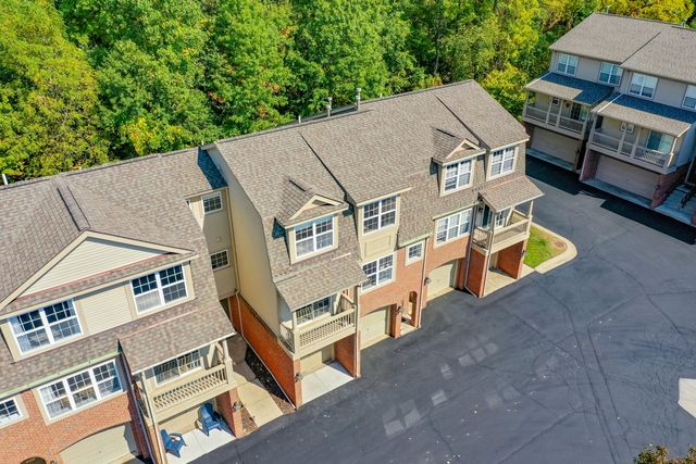 3057 Barclay Way, Ann Arbor, MI 48105