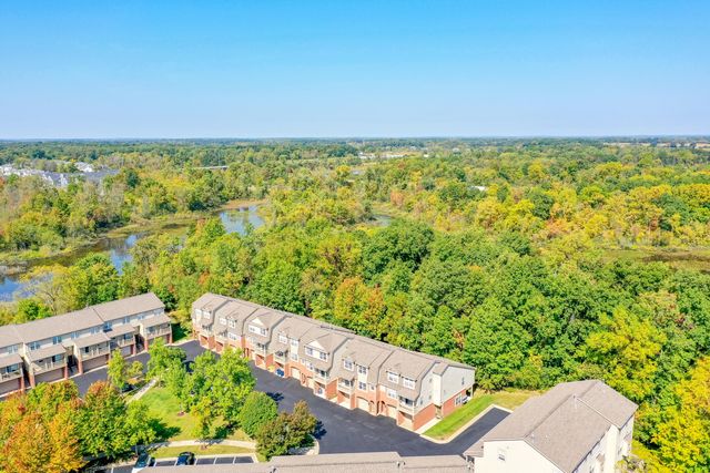 3057 Barclay Way, Ann Arbor, MI 48105