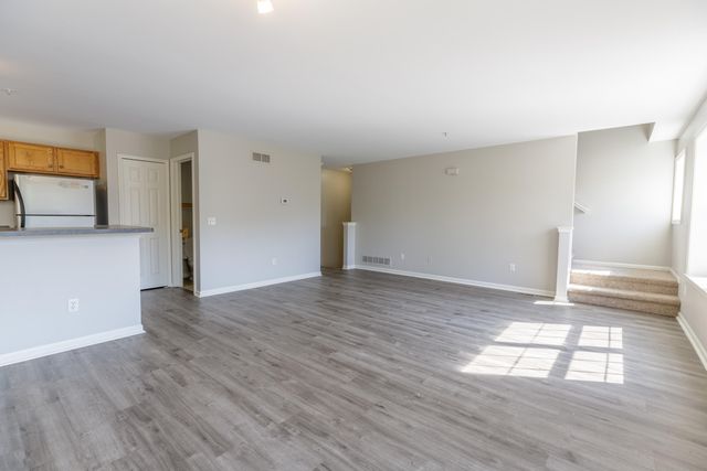 3057 Barclay Way, Ann Arbor, MI 48105