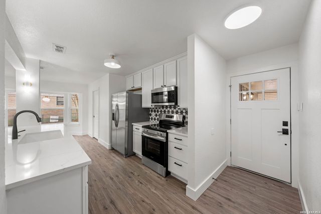 2311 Trails End, Kerrville, TX 78028